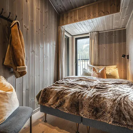 Penthouse With Large Rooftop Terrace, In-ski Out In