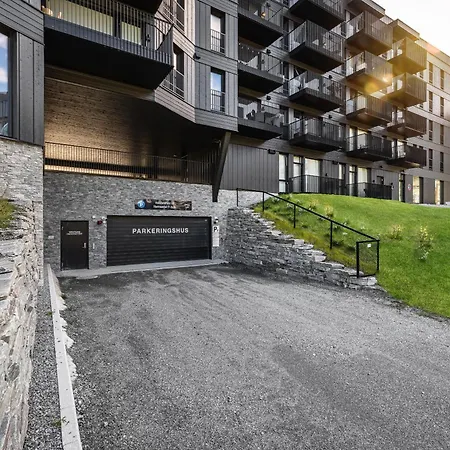 Apartment Penthouse With Large Rooftop Terrace, In-ski Out In