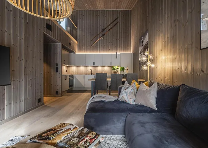 Penthouse With Large Rooftop Terrace, In-ski Out In