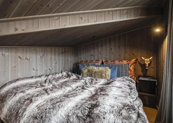 Apartment Penthouse With Large Rooftop Terrace, In-ski Out In