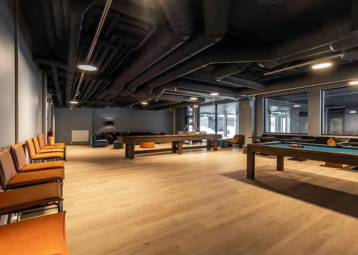 Penthouse With Large Rooftop Terrace, In-ski Out In Lägenhet *