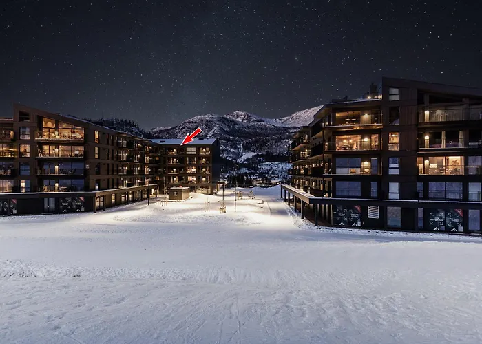 Penthouse With Large Rooftop Terrace, In-ski Out In Lägenhet *