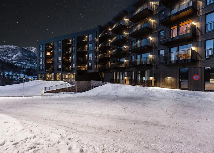 Penthouse With Large Rooftop Terrace, In-ski Out In Apartment